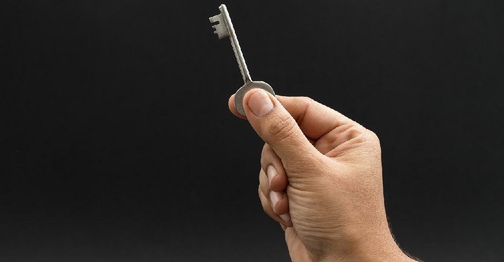 Keys to the apartment
